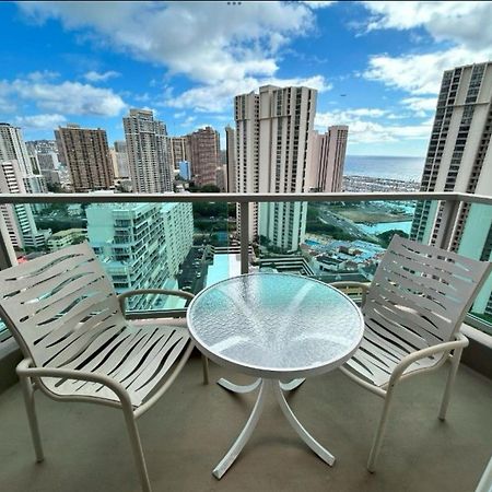 Ala Moana Hotel By Final Form Honolulu Exterior photo